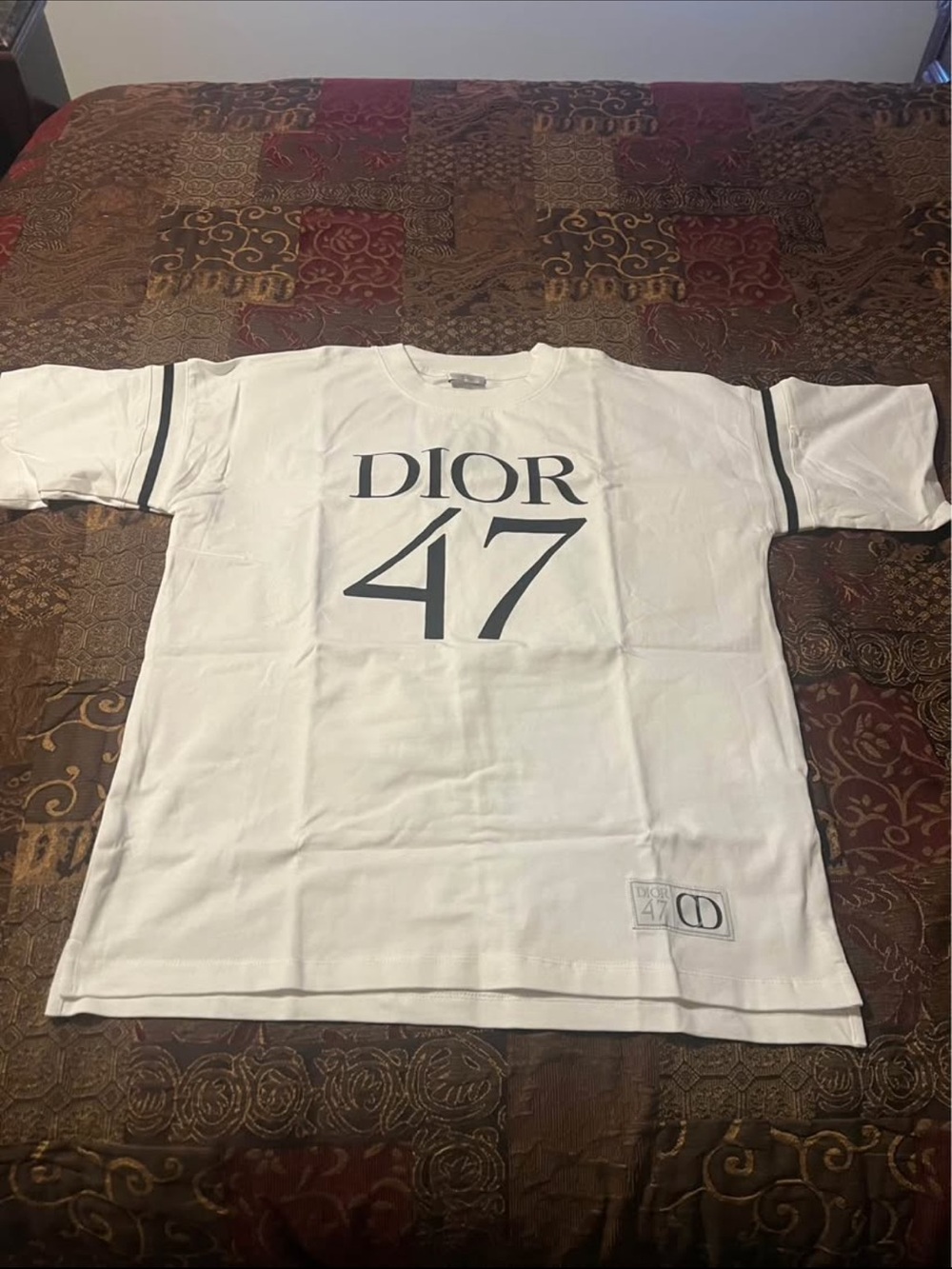 Dior White Men's 'DIOR 47' Logo Short Sleeve Tee with Navy Trim